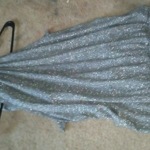 Silver halter low back top M